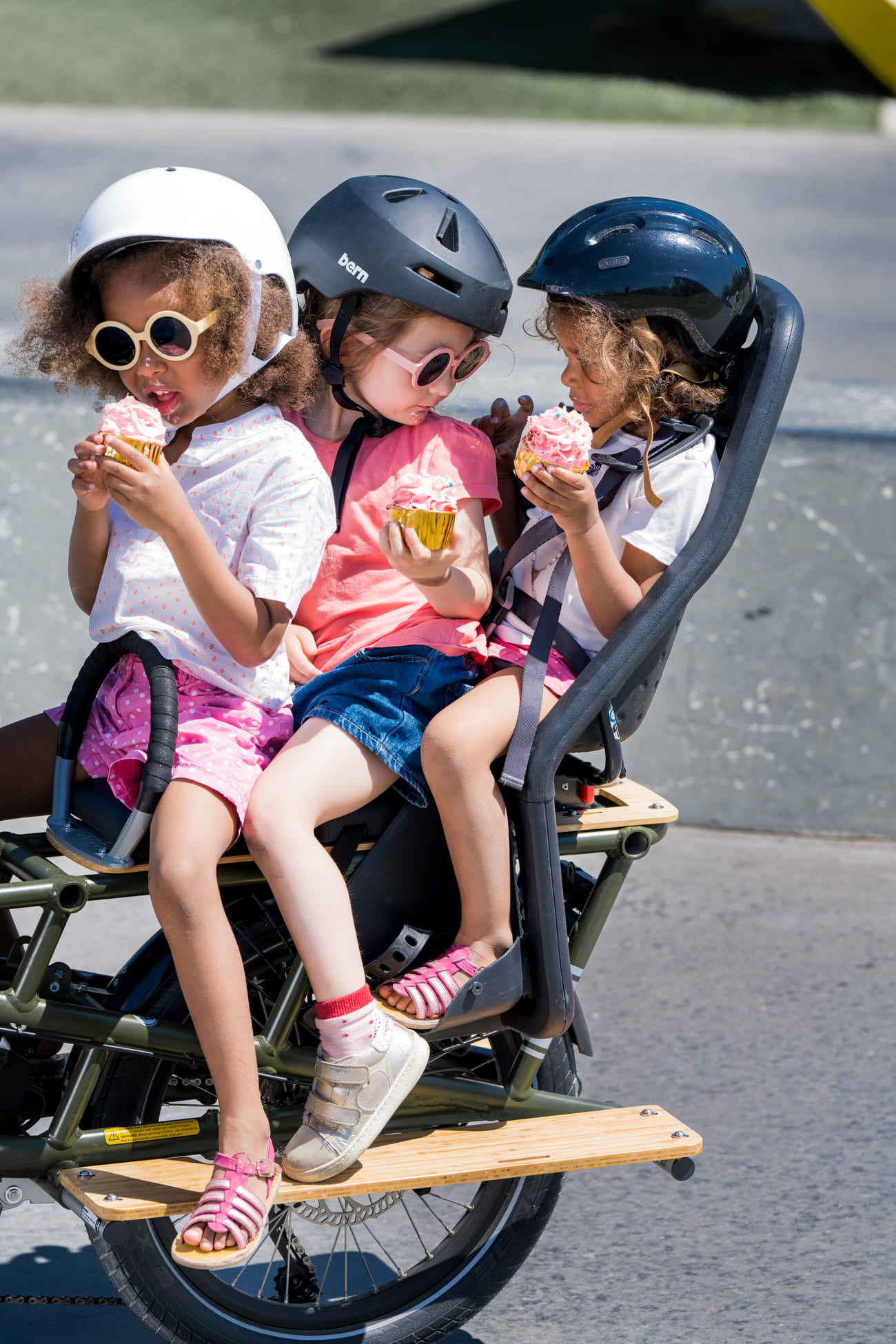 copie-de-yuba_bikes_spicy_curry_green_dual_sideboards_deck_ring_yepp_nexxt_easyfit_kids_cupcakes-3-1-1-2