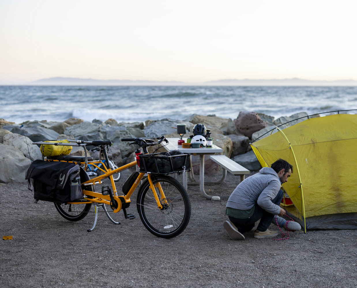 copy-of-mundo_ep8_yellow_usa_biketrip_child-2