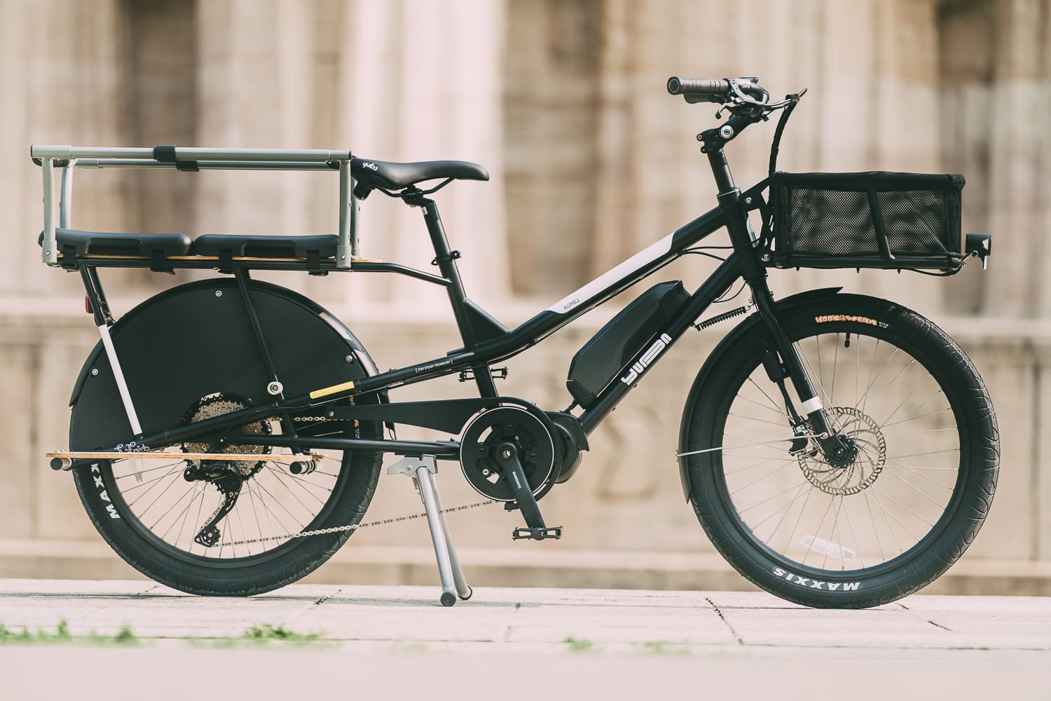 yuba_bikes_lifestyle_kombie6_stuffrack_monkeybars_sideboards_softspots-1